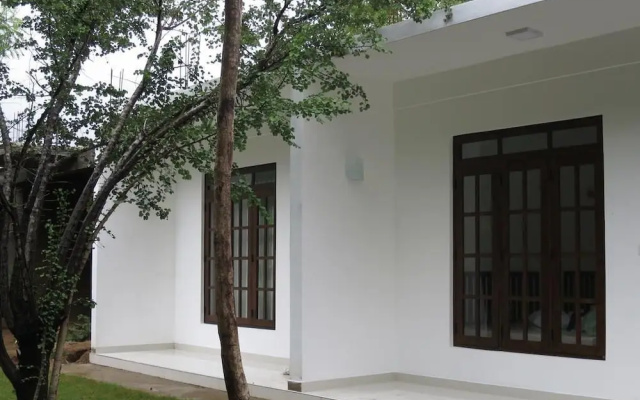Hotel Chanara