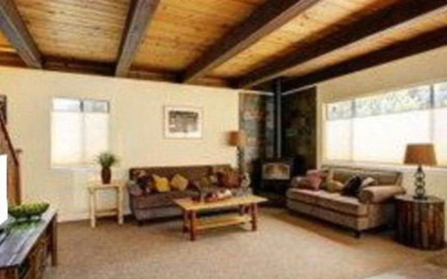Lodge Pole Pine Cabin by RedAwning