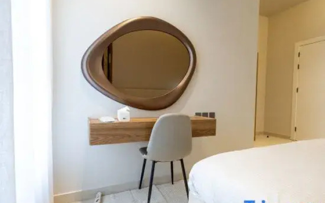 Super Luxury two Bedroom Apartment Al Narjis