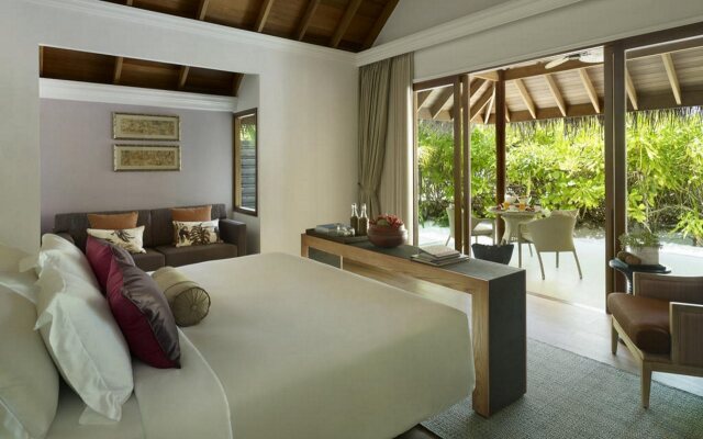 Курорт Dusit Thani Maldives