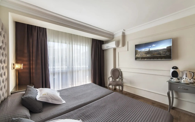 Essence Hotel Boutique