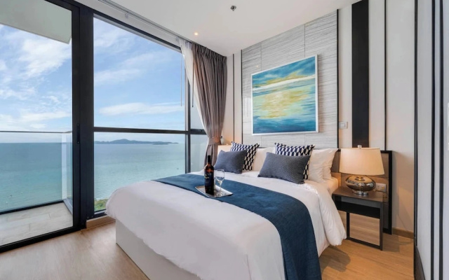 Stunning Sea View On High Floor