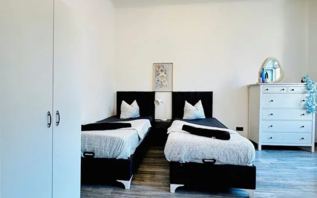 Peaceful 2BR Stay Well Connected