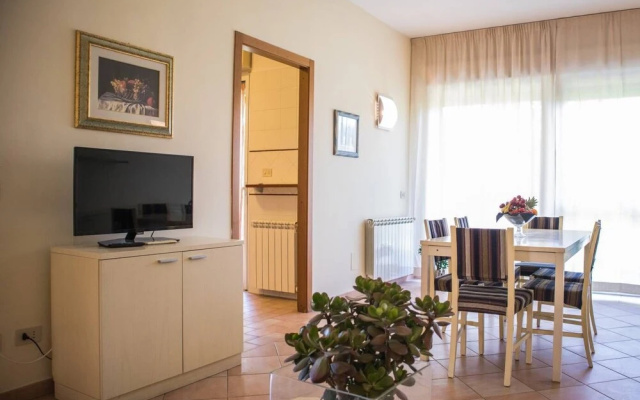 Long Stay Monthly Apartment Near Rome I Triangoli With Backyard