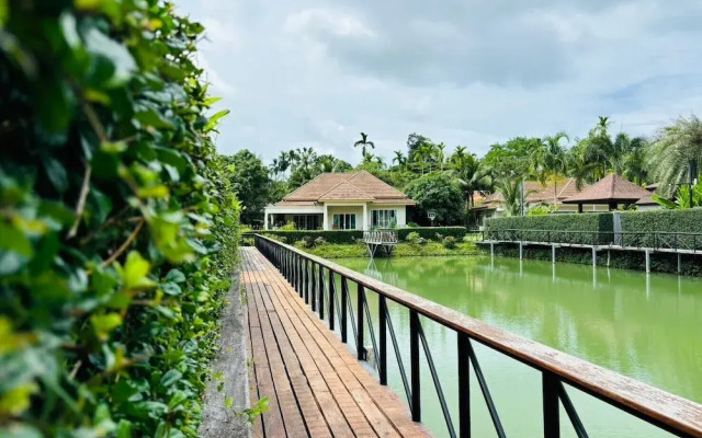 SeToVa Naiharn Grand Pool Villa, Rawai