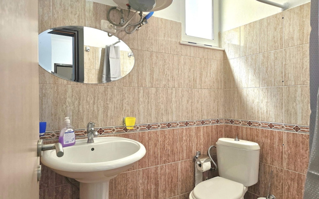 Two Bedroom Apartment With Sea View-061