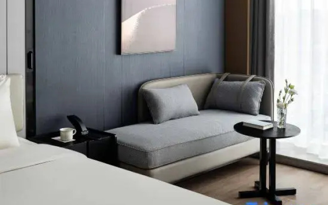 Atour Hotel Urumqi High speed Railway Station North Square