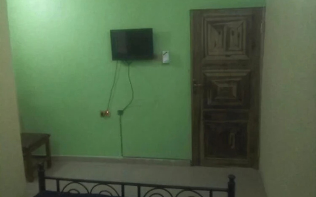 Maliz Guest House