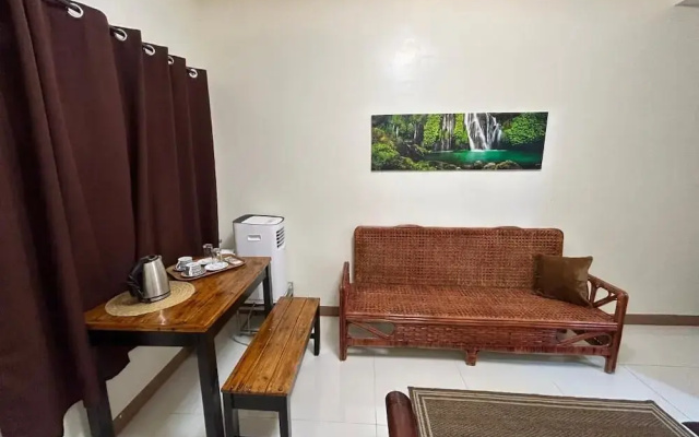 Eljoy's Forest Resort