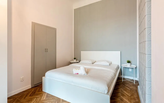 Heaven Eleven Apartments - Old Town
