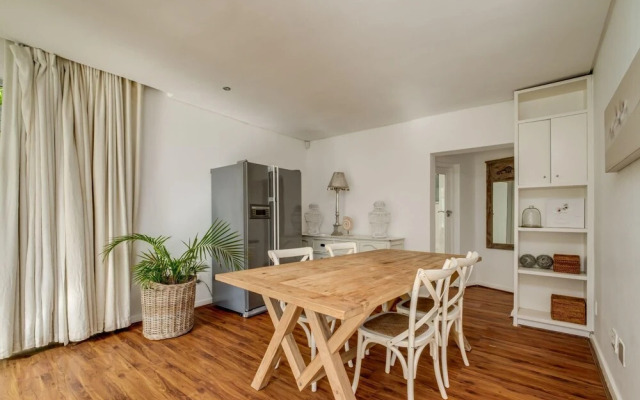 Six Bedroom Holiday Villa on Three Levels w Pool Silvertree