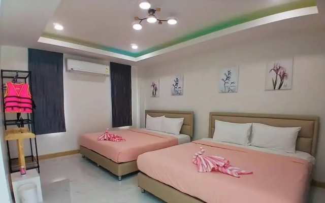 Large Private Pool Villa, 650 m From Mae Rumphueng Beach