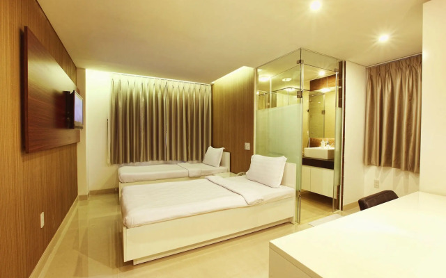 Yellow House Saigon Hotel