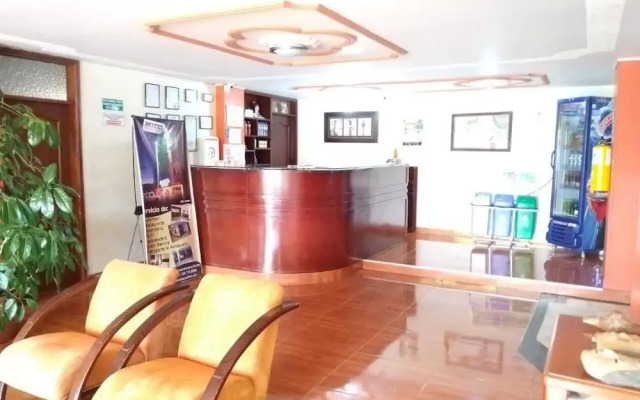 Hotel Marques Plaza