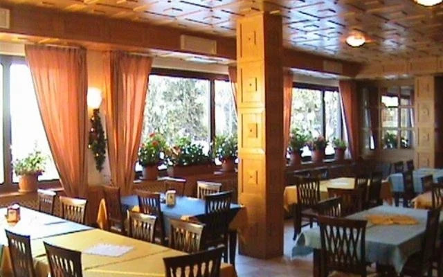 Hotel Roma