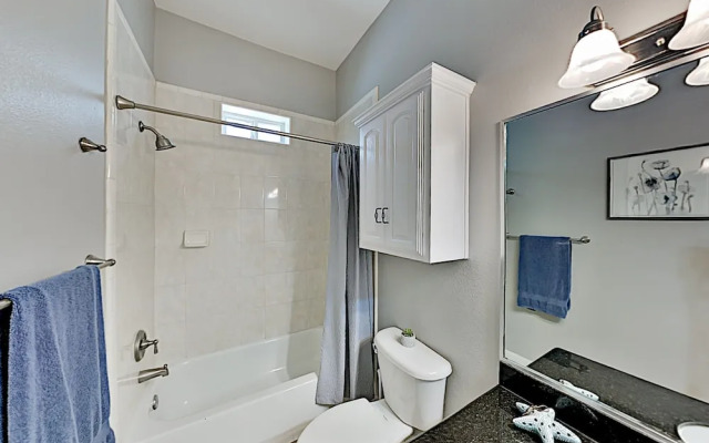 131esau8 2 Bedroom Condo