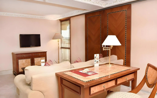 Ambhara Hotel