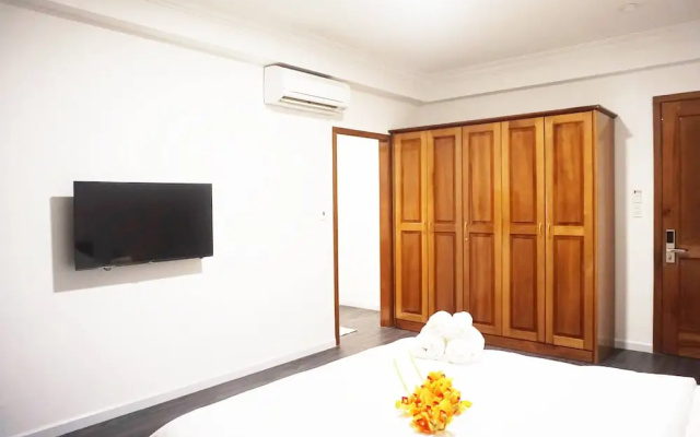 Oriental Art Hotel