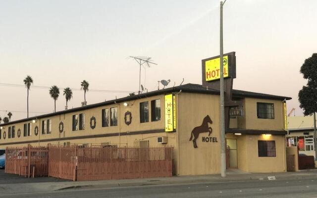 Holly Crest Hotel - Los Angeles, LAX Airport 1