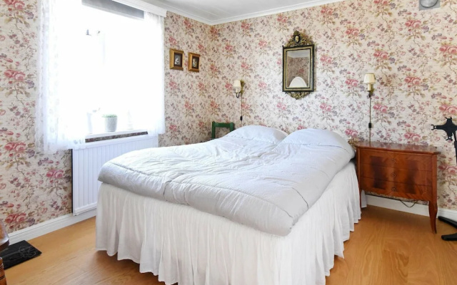 6 Person Holiday Home in Lysekil