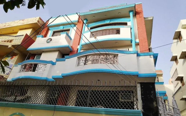Silver Homes by OYO Rooms