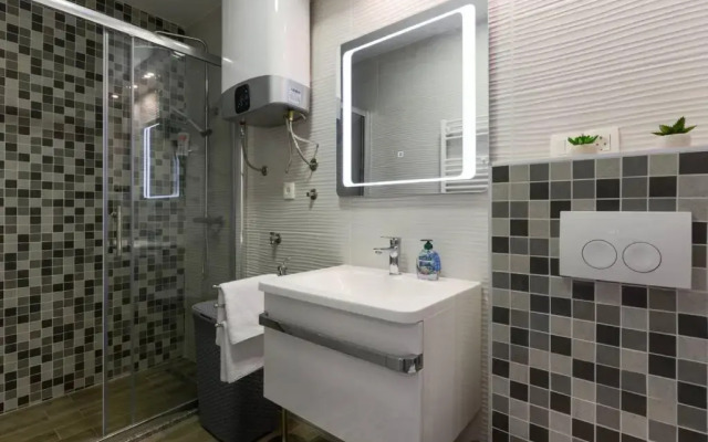 Reza Luxury Apartment