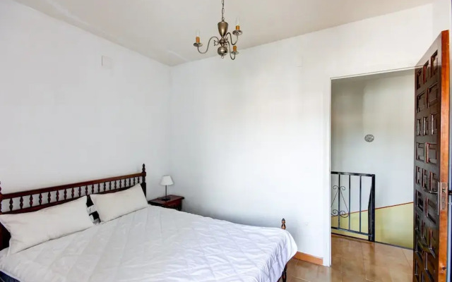 Townhouse in Rosas Near Aqua Brava Water Park