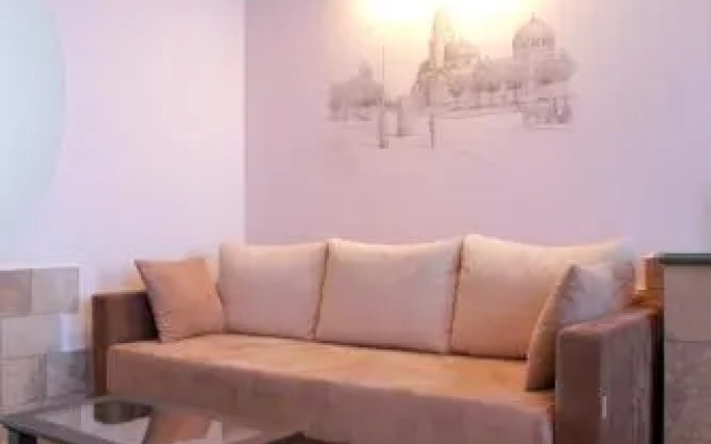 Apartment Naberezhnaya 1
