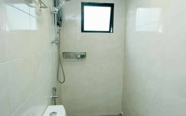 V Motel by OYO Rooms