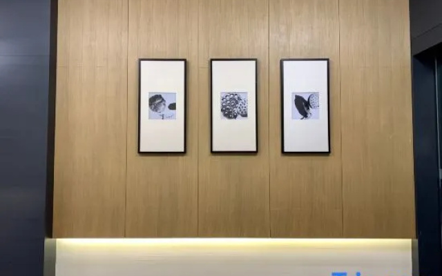 baseLITE Hotel Residence (Shanghai International Exhibition Center Lidoway Branch)