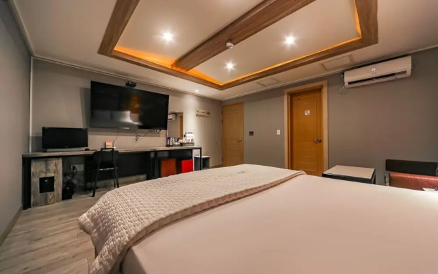 Daegu Dongdaegu Station Hotel Zi-Gume