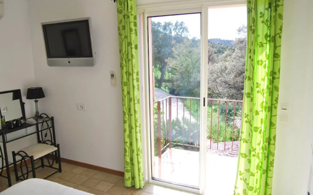 Villa Nais