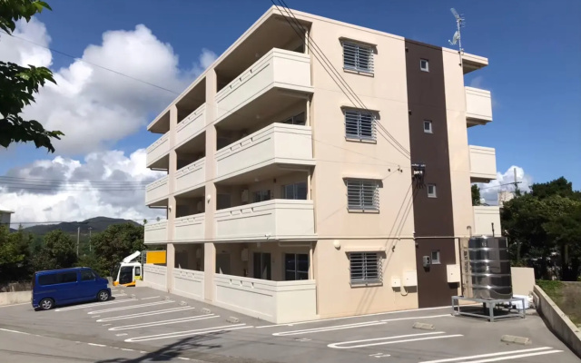 DolceVita Ginoza