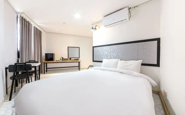 Yeosu Hotel Encore