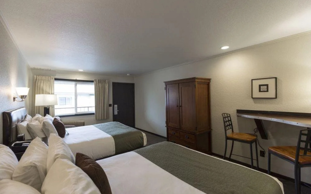 Earthbox Inn & Spa