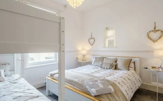 Kingslanding Spa & Holiday Home