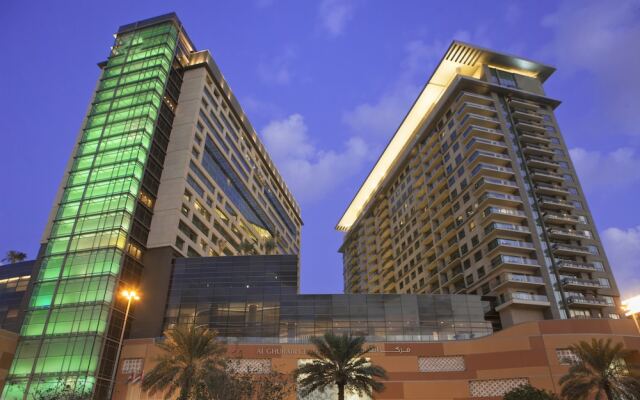 Отель Swissotel Living Al Ghurair Dubai вид на фасад
