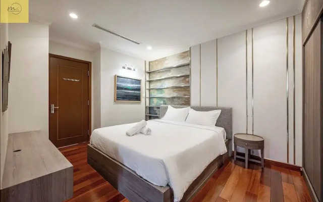 Landmark 81 Magical Tower Apartment