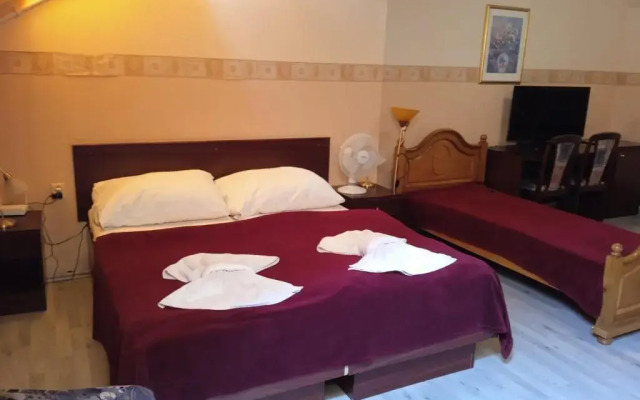 Hotel Victor