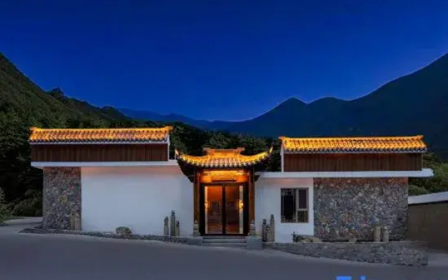 Wutai Mountain Bangshan Courtyard
