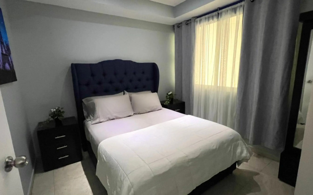 Private Penthouse / Penthouse Privado