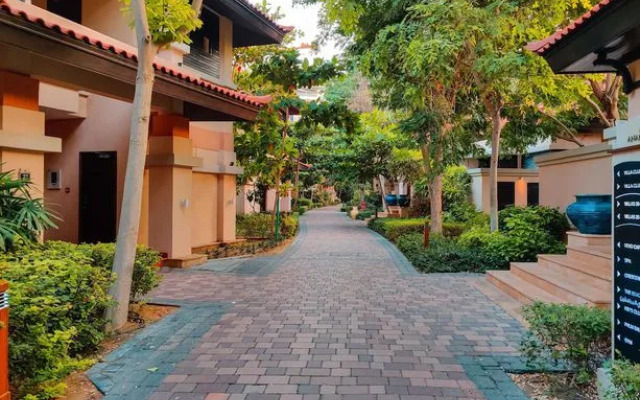 Maison Privee - Royal Amwaj Residences North