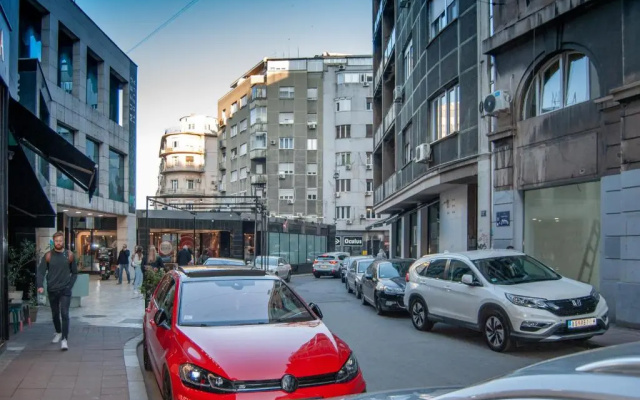 N10 Apartment