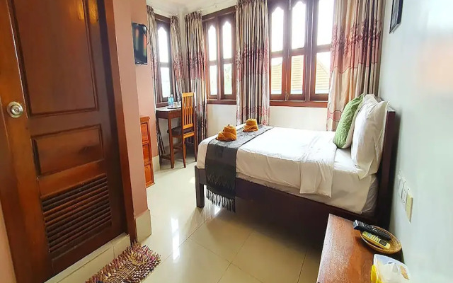 The Golden Gecko Villa