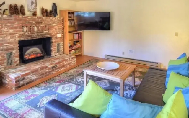 Scenic Wonder Hawks Nest Lodge 3 Bedroom