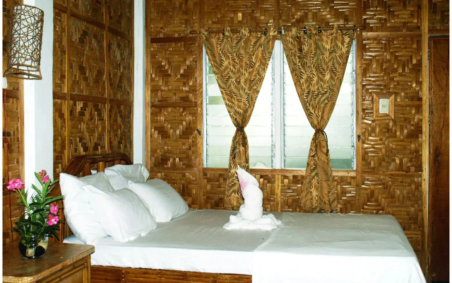 Purple Snapper Dive Resort