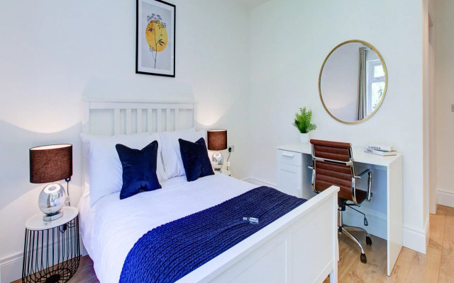 Hybrid Resi New Malden