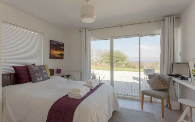 KnoydART Bed and Breakfast