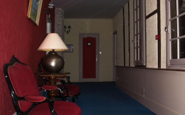 hotelImage