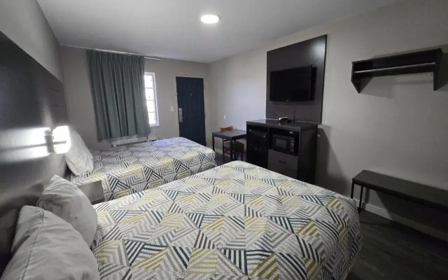 Deerfield Inn McComb I-55